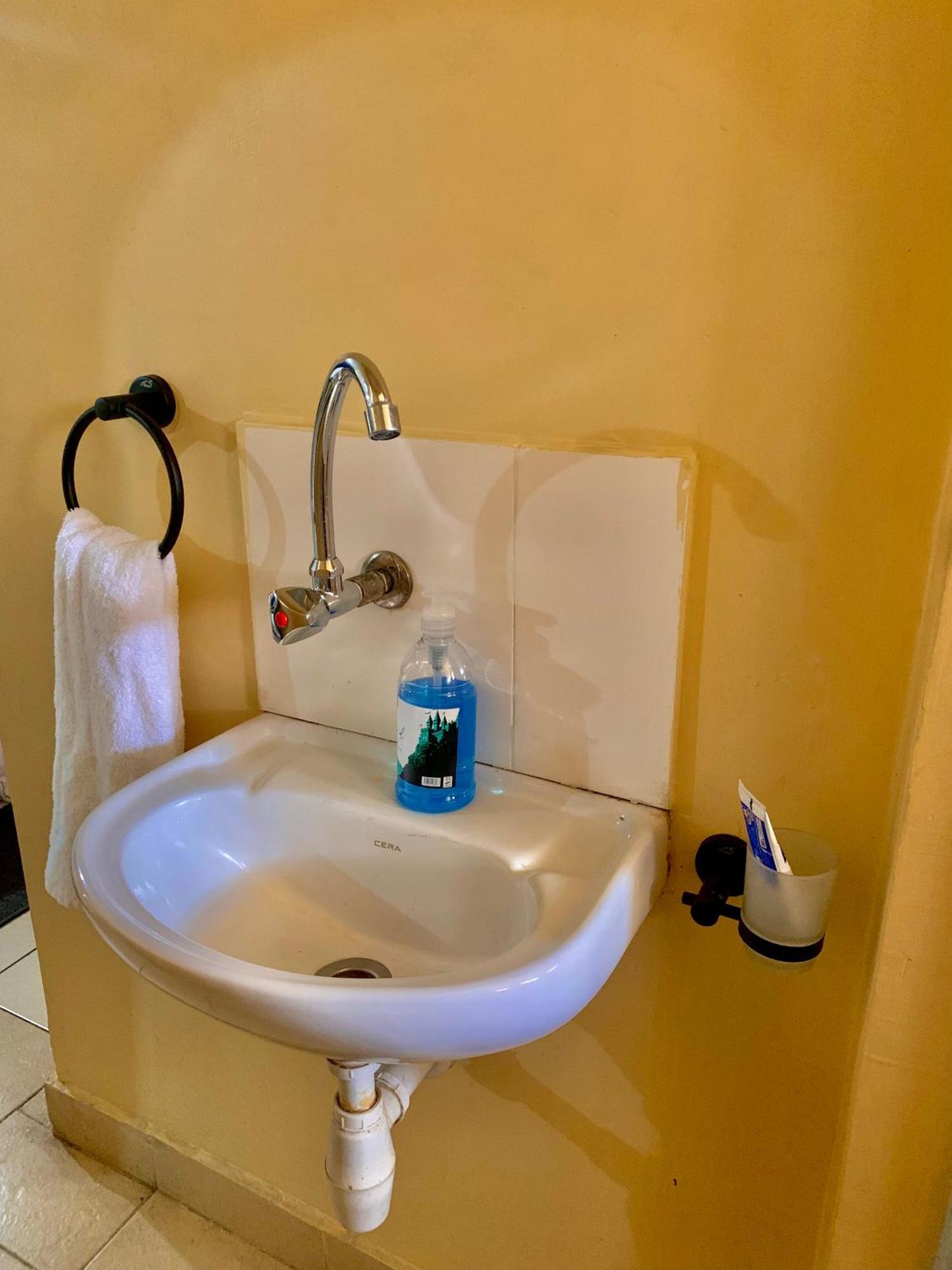Comfort Studio Nairobi Luaran gambar